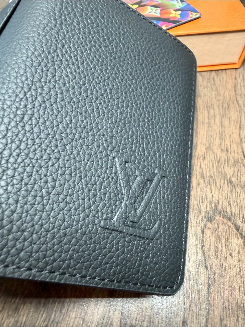 Louis Vuitton Black Pebbled Leather Pocket Organizer - Picture 3 of 7